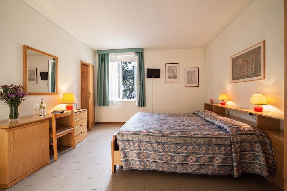 Hotel Villa Bolgheri Marina di Castagneto Carducci Exteriör bild