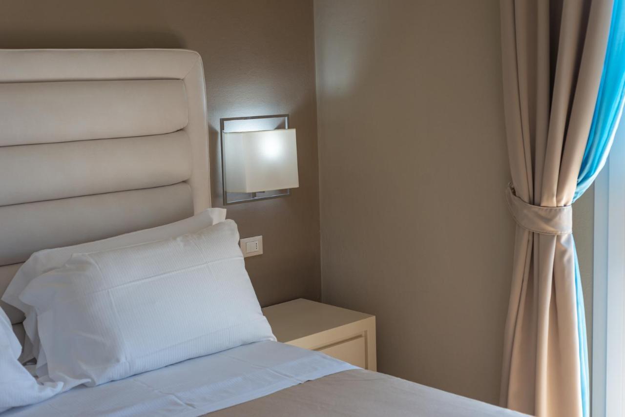 Hotel Villa Bolgheri Marina di Castagneto Carducci Exteriör bild